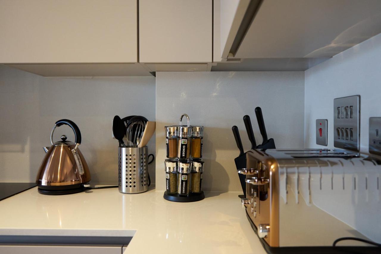 Luxury City Escape Apartments Londres Extérieur photo