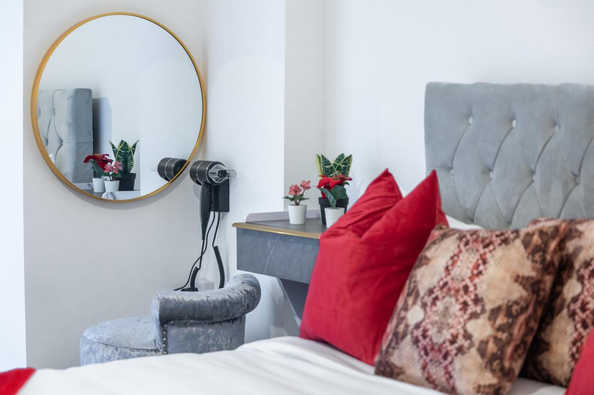 Luxury City Escape Apartments Londres Extérieur photo